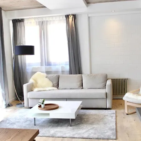 Vier Sind Hier Apartment *