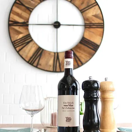 Apartment Vier Sind Hier