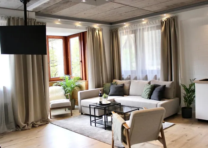 Vier Sind Hier アパート *